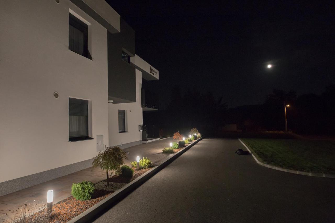 Apartments Dora 圣马丁娜穆里 外观 照片